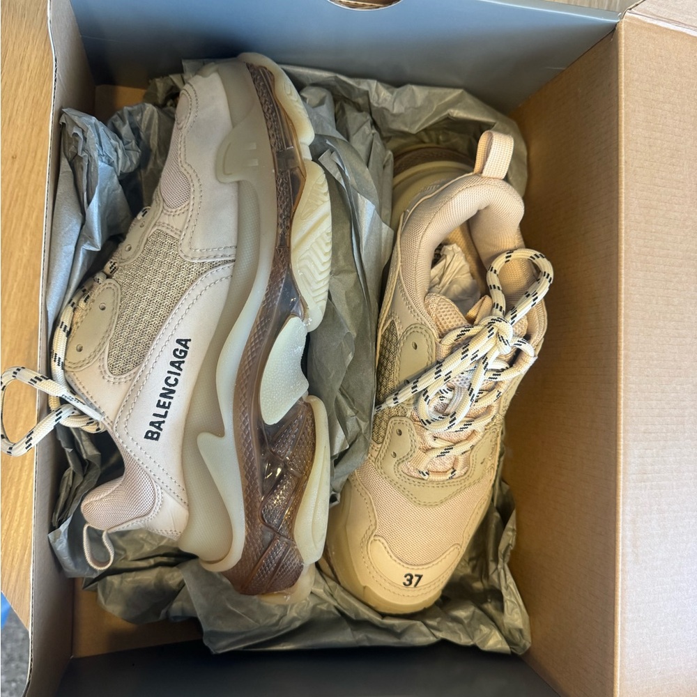Balenciaga Cream and Tan Sneakers - Picture 6 of 14